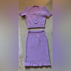 Handmade vintage pieces: sets.